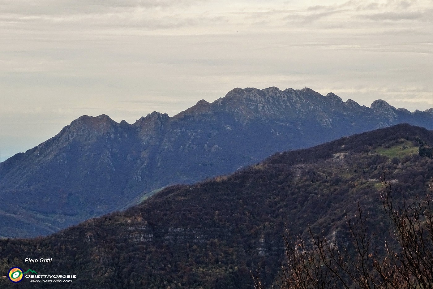 57 Vista verso il Resegone.JPG